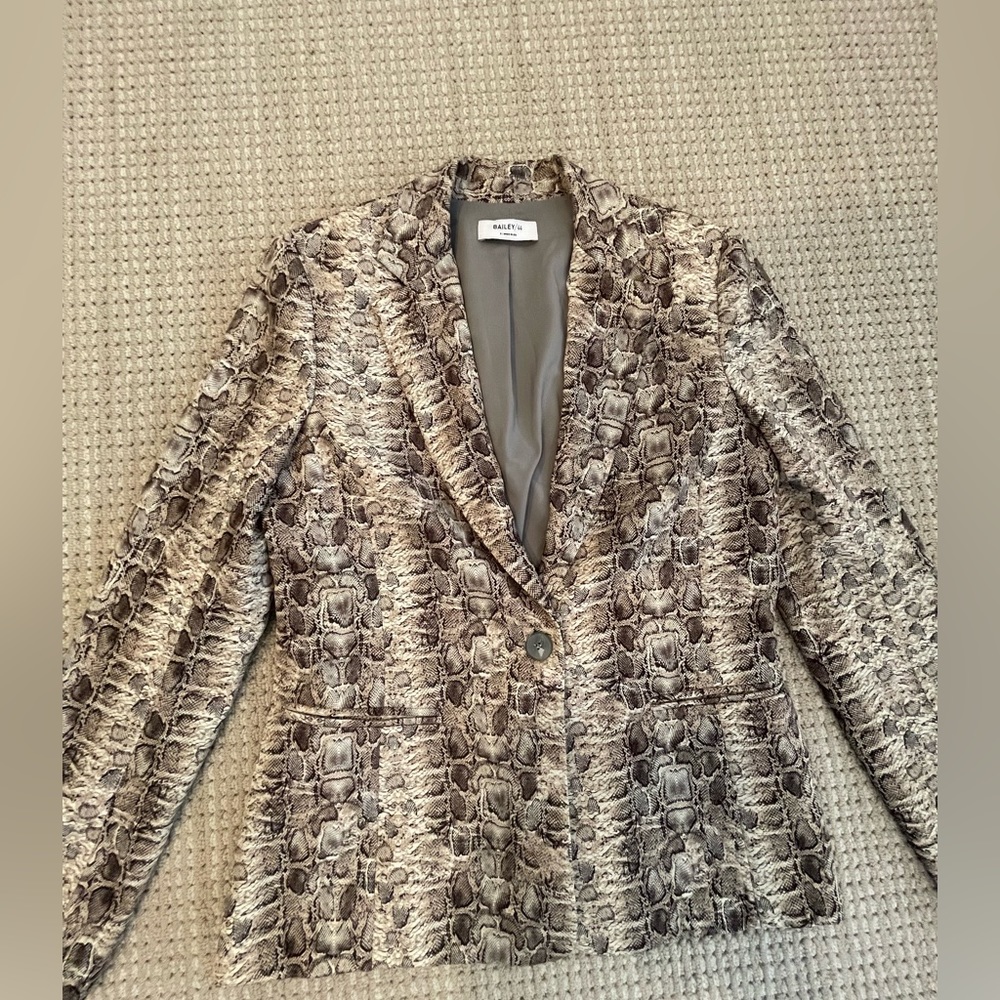 Snakeskin blazer from Bailey 44